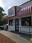 Rita's Italian Ice Frozen Custard outside