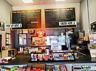 Lori's Deli inside