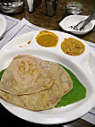 Saravana Bhavan Connaught Circus food