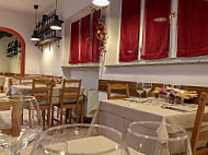 Vineria In Piazzetta food