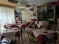 I Cofano Trattoria inside