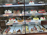 Paris Baguette Rego Park food