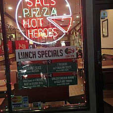 Sal's Pizzeria