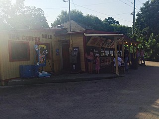 French's Refreshment Booth