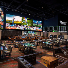 Draftkings Sportsbook At Del Lago