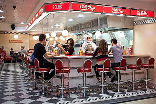 Ed's Easy Diner