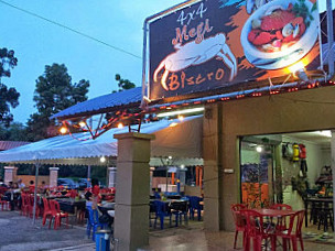 4 X 4 Megi Ketam Bistro Kemaman