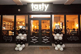 tasty burger bar