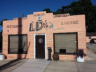 L D's Kitchen