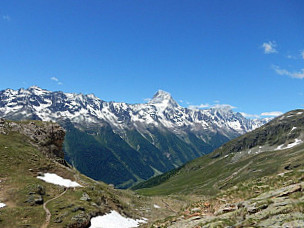 Loetschenpasshuette SAC