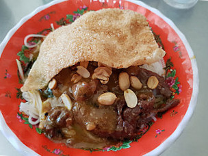 Bún Thịt Nướng Nga