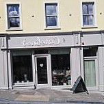 Caroline'scastlebar