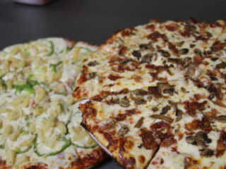 Daroos Pizza Crookston