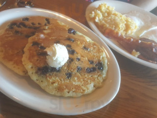 Cracker Barrel Old Country Store