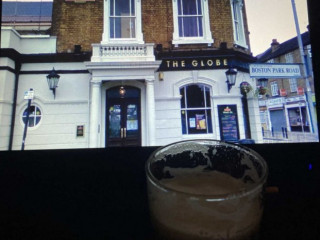 The Globe Pub