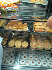 Panaderia Y Pasteleria La Baguette