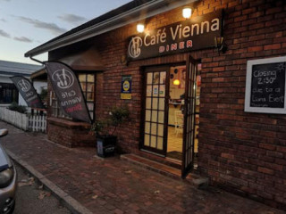 Cafe Vienna Sedgefield