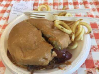 Hog Wild Pit -b-q