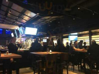 Yard House