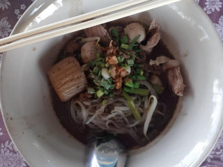 ก๋วยเตี๋ยวตั๊วหนิ