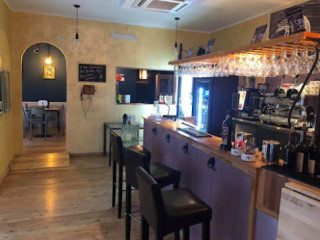 450 Caffè Osteria Pub