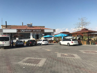 KardeŞler Restoran