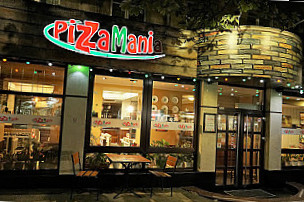 Pizza Mania