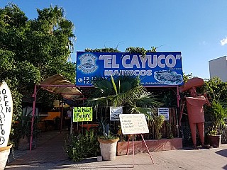 Mariscos El Cayuco