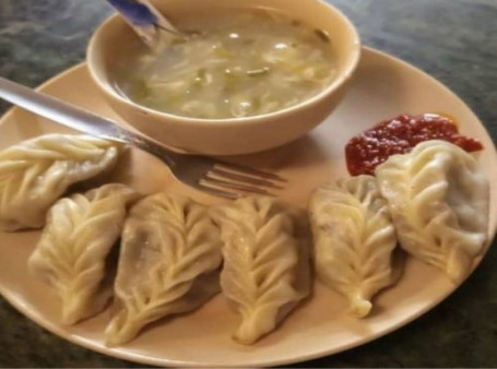 Steam Momo (6 Pcs. With Soup