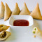 Mixed Samosas (6 Pc)